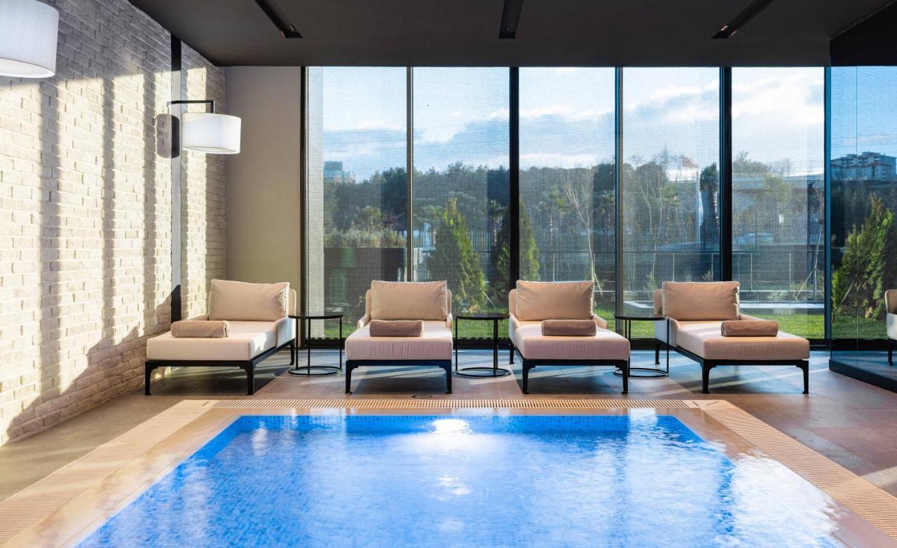 Отель Movenpick Living Istanbul Camlivadi Экстерьер фото