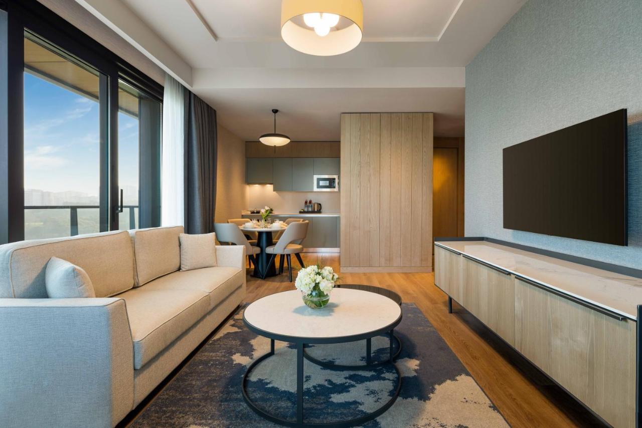 Отель Movenpick Living Istanbul Camlivadi Экстерьер фото